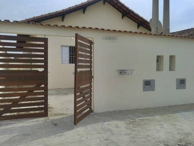 #2057 - Casa de Praia para Venda em Mongaguá - SP