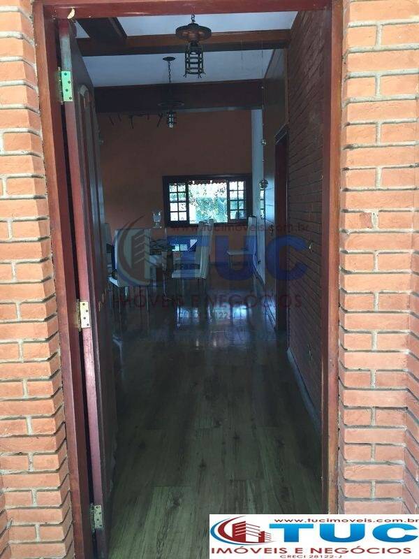 Casa à venda com 3 quartos, 1600m² - Foto 24