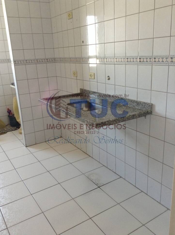 Apartamento para alugar com 3 quartos, 86m² - Foto 9