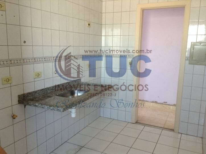 Apartamento para alugar com 3 quartos, 86m² - Foto 12