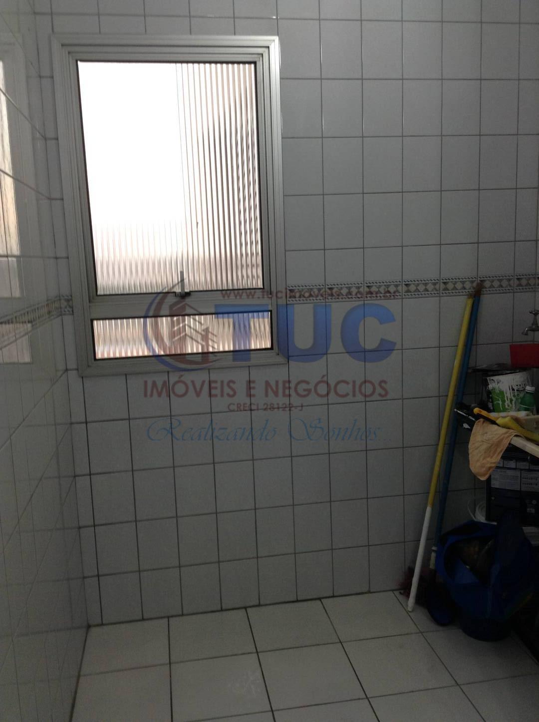 Apartamento para alugar com 3 quartos, 86m² - Foto 31