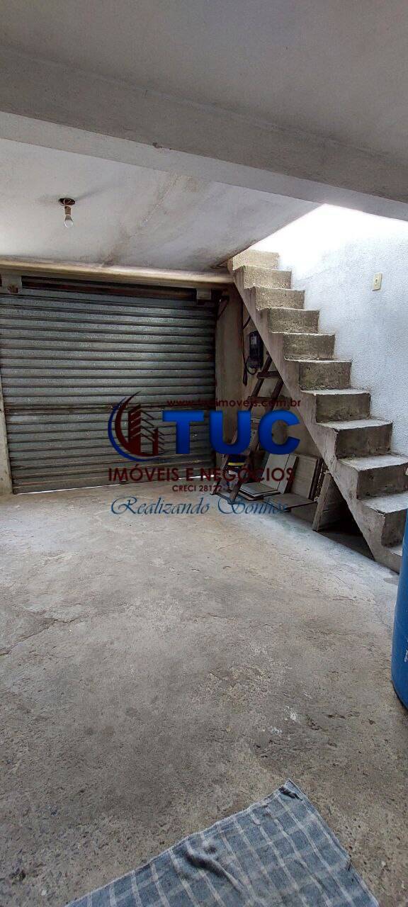 Casa, 4 quartos, 180 m² - Foto 2