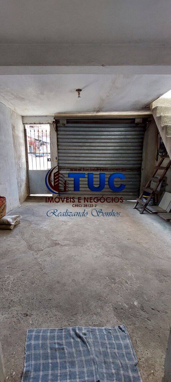 Casa, 4 quartos, 180 m² - Foto 1