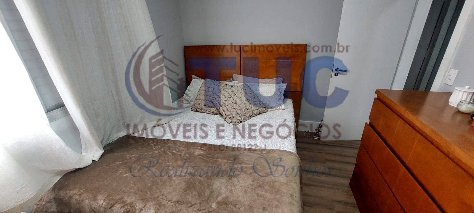 Apartamento à venda com 2 quartos, 68m² - Foto 35